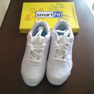 Girls Sneakers WHITE Size 3 Sizzle Scintille Lace Up Faux Leather